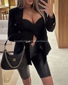 Анкета проститутки Лариса - метро Арбат, возраст - 26